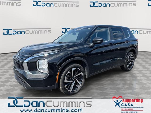 Photo of 2022 Black Diamond Mitsubishi Outlander