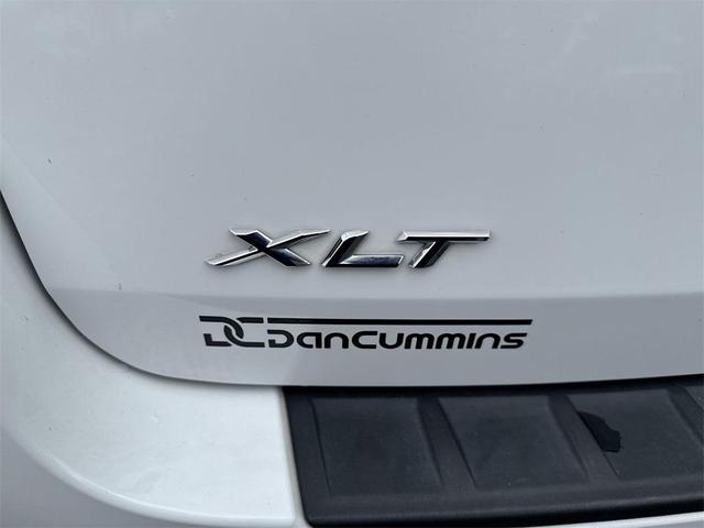 Photo of 2022 Oxford White Ford Explorer