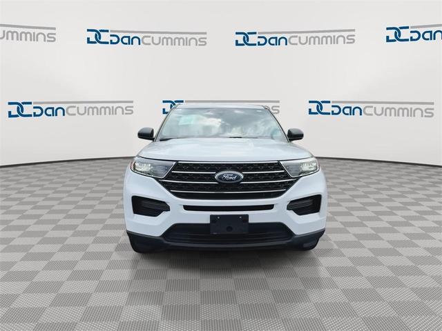 Photo of 2022 Oxford White Ford Explorer