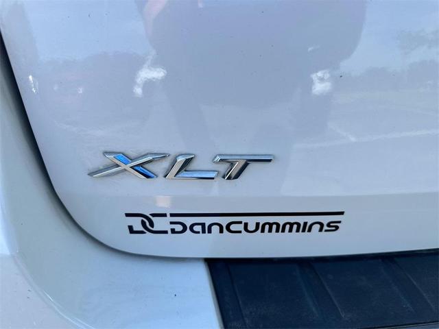 Photo of 2021 White Ford Explorer