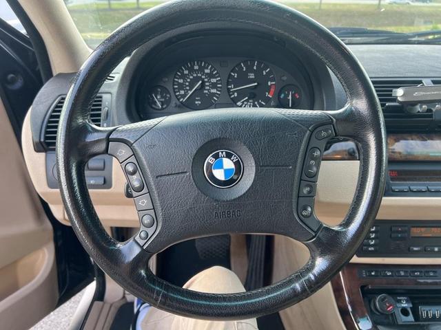 Photo of 2006 Blue BMW X5