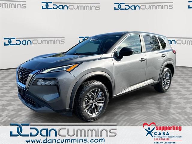 Photo of 2023 Gun Metallic Nissan Rogue