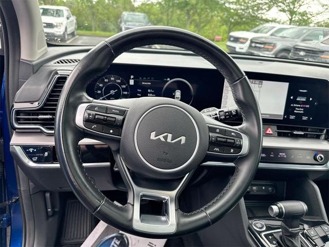 Photo of 2023 Sapphire Blue Kia Sportage