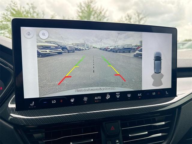 Photo of 2023 Carbonized Gray Metallic Ford Escape