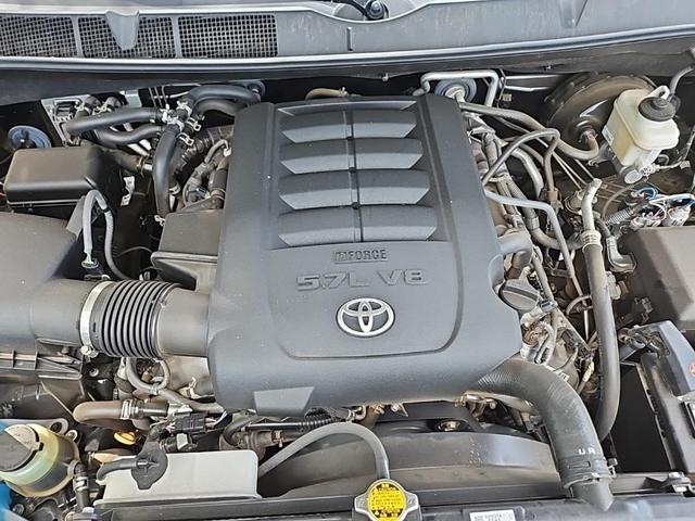 Photo of 2017 Black Toyota Sequoia