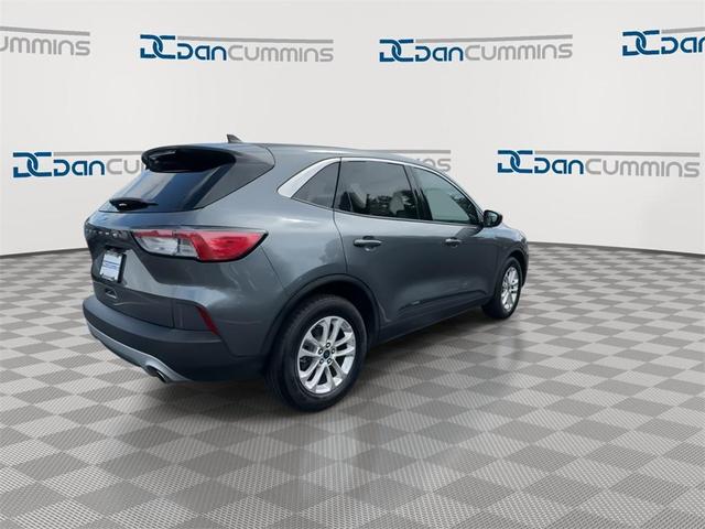 Photo of 2022 Carbonized Gray Metallic Ford Escape