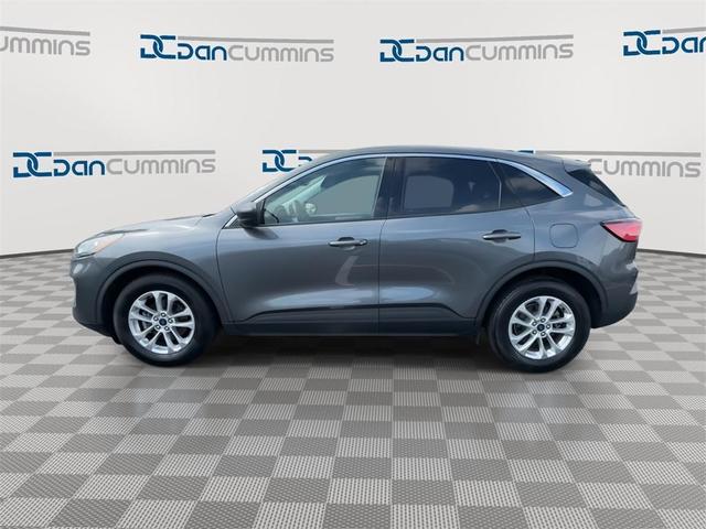 Photo of 2022 Carbonized Gray Metallic Ford Escape