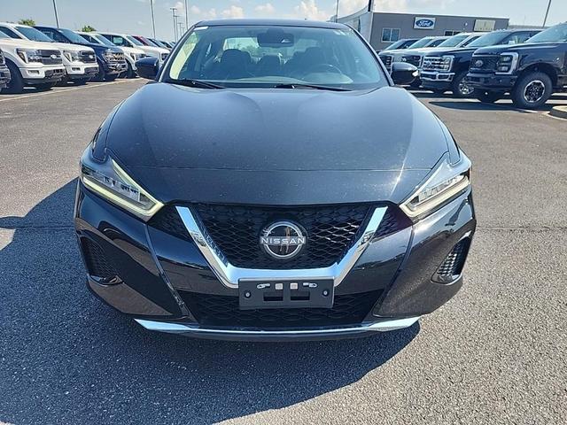 Photo of 2023 Black Nissan Maxima