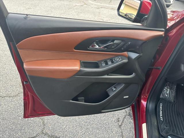 Photo of 2018 Cajun Red Tintcoat Chevrolet Traverse