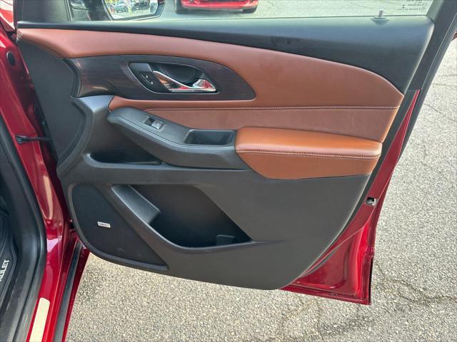Photo of 2018 Cajun Red Tintcoat Chevrolet Traverse