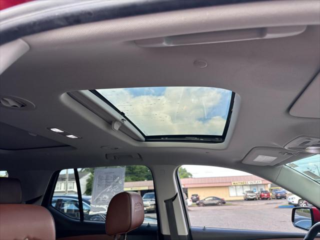 Photo of 2018 Cajun Red Tintcoat Chevrolet Traverse