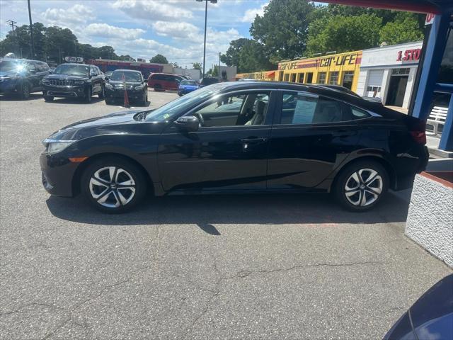 Photo of 2018 Crystal Black Pearl Honda Civic