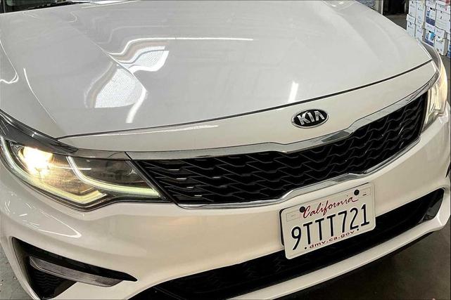 Photo of 2020 Snow White Pearl Kia Optima