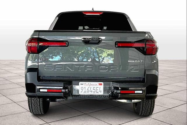 Photo of 2025 Hampton Gray Hyundai SANTA CRUZ