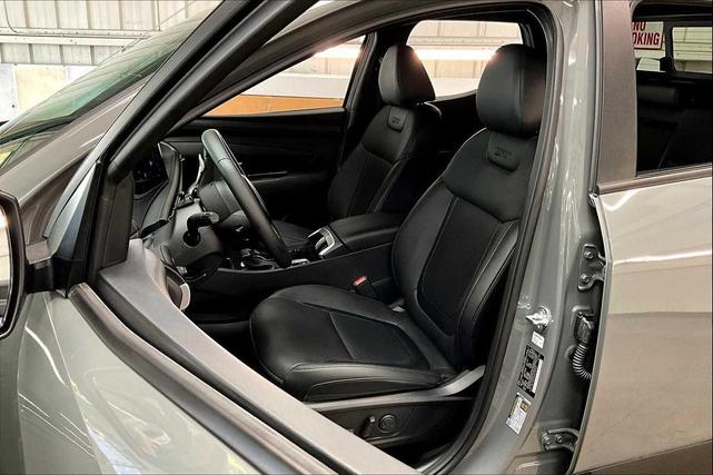 Photo of 2025 Hampton Gray Hyundai SANTA CRUZ