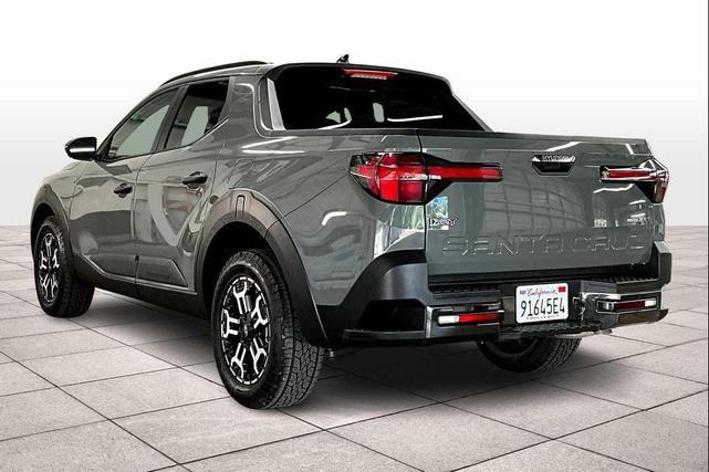 Photo of 2025 Hampton Gray Hyundai SANTA CRUZ