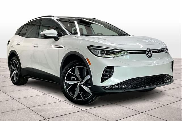 Photo of 2025 opal white pearl Volkswagen ID.4