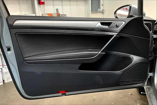 Photo of 2015 Tungsten Silver Metallic Volkswagen Golf