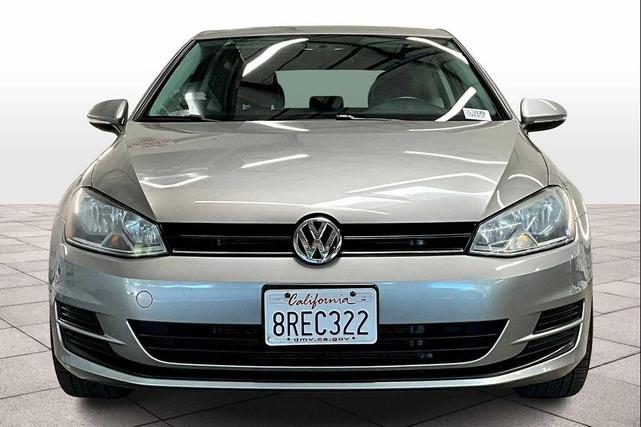 Photo of 2015 Tungsten Silver Metallic Volkswagen Golf