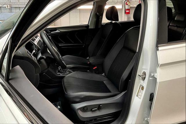 Photo of 2023 Opal White Pearl Volkswagen Tiguan