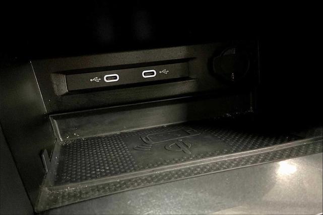 Photo of 2023 Opal White Pearl Volkswagen Tiguan