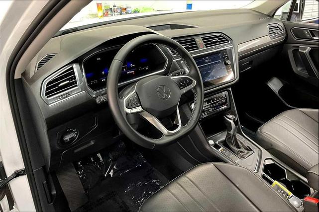 Photo of 2023 Opal White Pearl Volkswagen Tiguan
