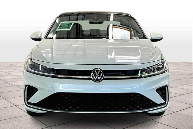 Photo of 2025 Opal White Pearl Volkswagen Jetta