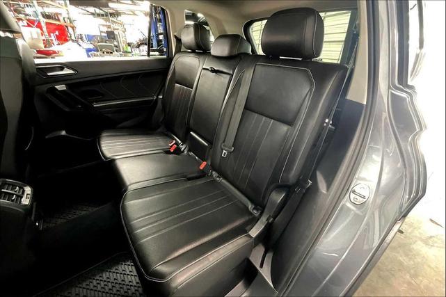 Photo of 2022 Platinum Gray Metallic Volkswagen Tiguan
