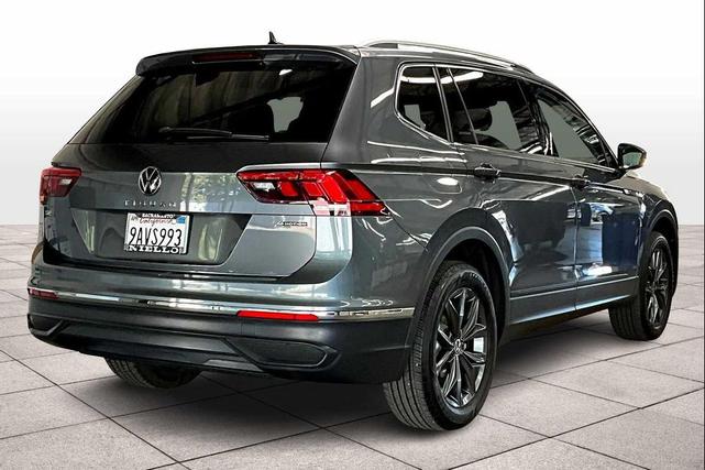 Photo of 2022 Platinum Gray Metallic Volkswagen Tiguan