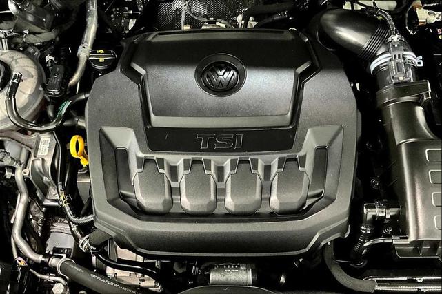 Photo of 2022 Platinum Gray Metallic Volkswagen Tiguan
