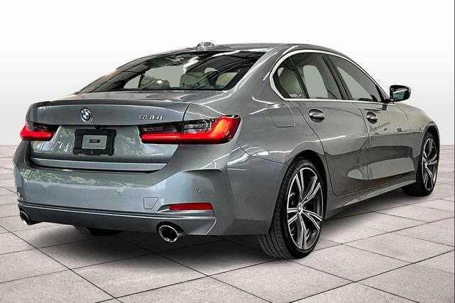 Photo of 2024 Skyscraper Grey Metallic BMW 330