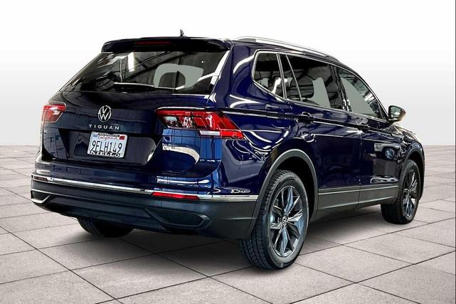 Photo of 2023 Atlantic Blue Metallic Volkswagen Tiguan