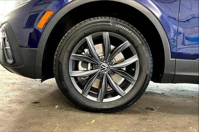 Photo of 2023 Atlantic Blue Metallic Volkswagen Tiguan