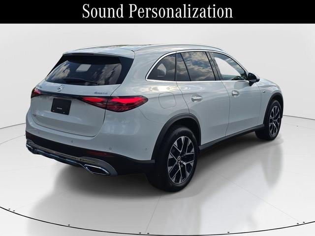 Photo of 2025 Polar White Mercedes-Benz GLC 350e