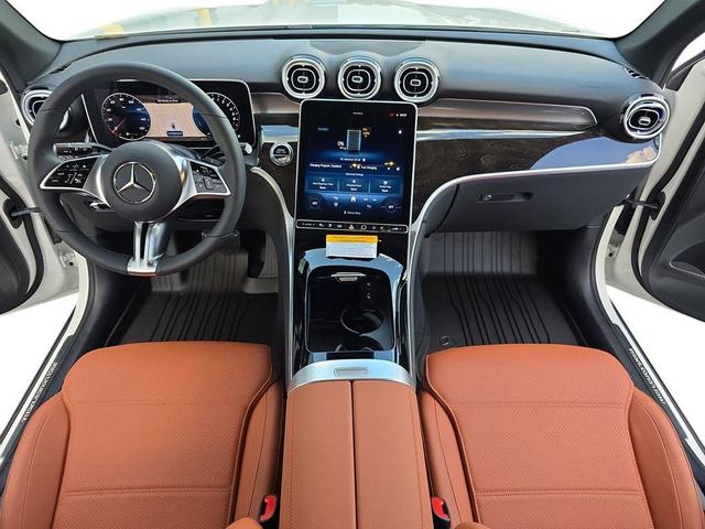 Photo of 2025 Polar White Mercedes-Benz GLC 350e