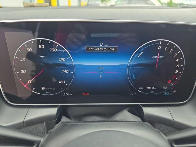 Photo of 2025 Polar White Mercedes-Benz GLC 350e