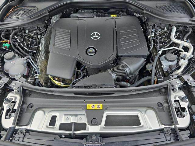 Photo of 2025 Obsidian Black Metallic Mercedes-Benz GLC 350e