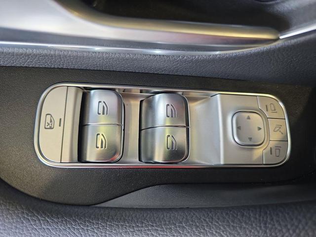 Photo of 2026 Black Mercedes-Benz GLE 350