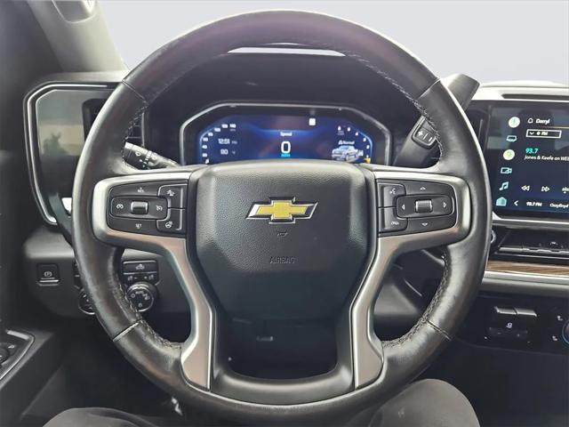 Photo of 2022 Cherry Red Tintcoat Chevrolet Silverado 1500