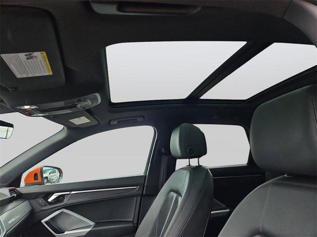 Photo of 2024  Audi Q3