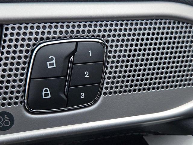 Photo of 2022 Carbonized Gray M Ford Explorer