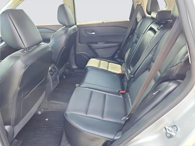 Photo of 2022 Brilliant Silver Metallic Nissan Rogue