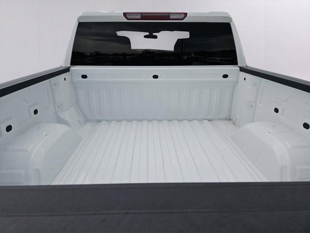 Photo of 2022 Summit White Chevrolet Silverado 1500