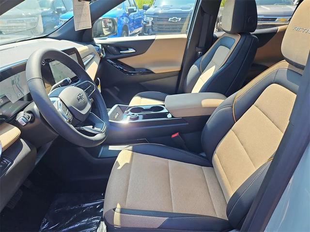 Photo of 2026 Cacti Green Chevrolet Equinox