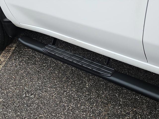 Photo of 2022 Summit White Chevrolet Silverado 2500