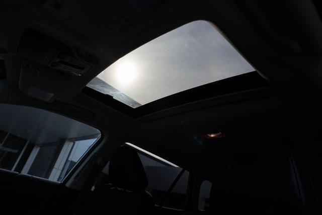 Photo of 2021 Ice Silver Metallic Subaru Outback