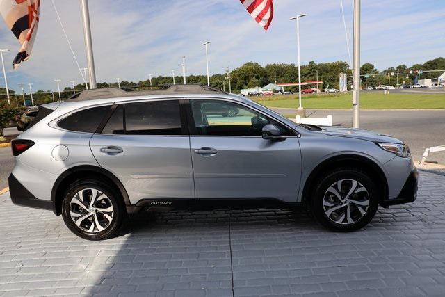 Photo of 2021 Ice Silver Metallic Subaru Outback