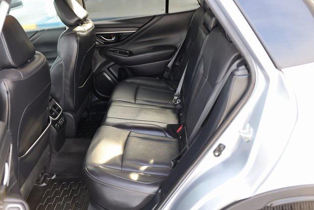 Photo of 2021 Ice Silver Metallic Subaru Outback