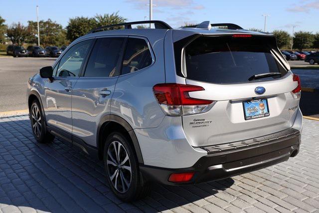Photo of 2020 Ice Silver Metallic Subaru Forester