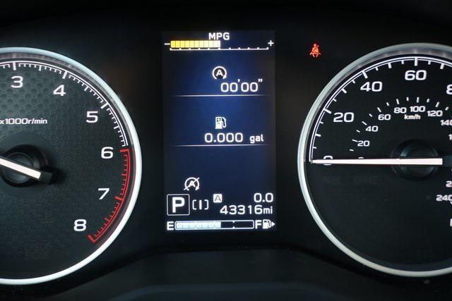 Photo of 2020 Ice Silver Metallic Subaru Forester